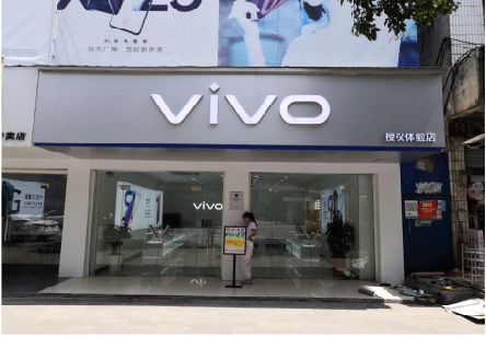  宁强}做一个门店面广告招牌需要多少钱？